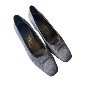 Women’s size 7.5 B Salvatore Ferragamo Florence Brown Suede Pumps